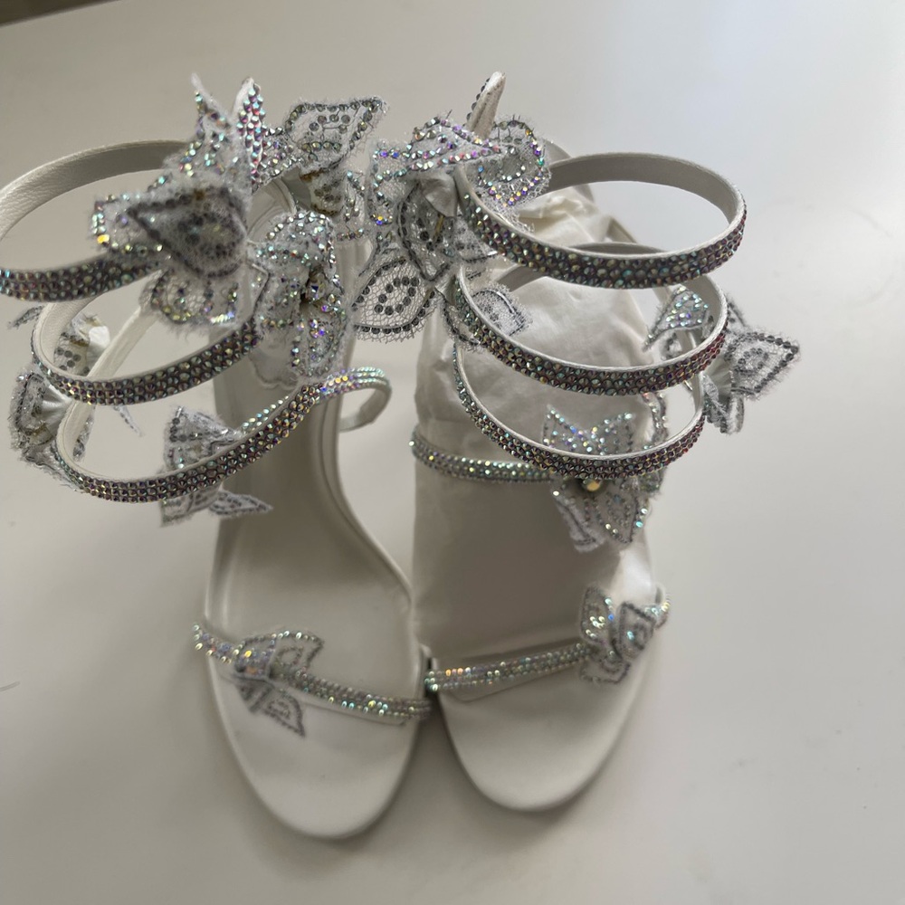 Rene Caovilla Floraine white lace Butterfly Heels - Picture 4 of 7